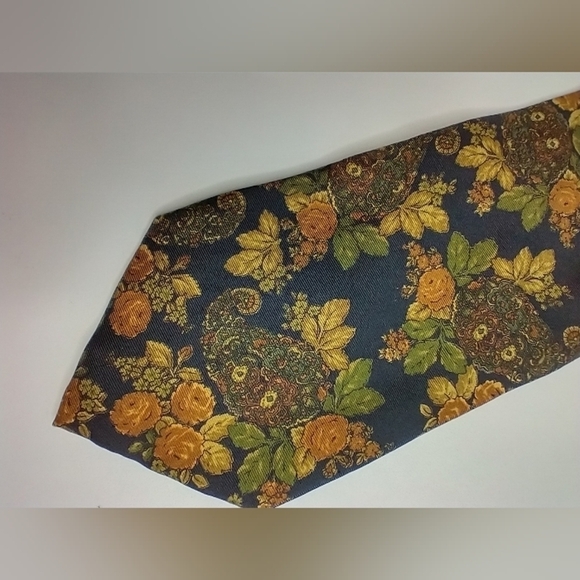 PIERRE BALMAIN SILK TIE - Picture 7 of 8
